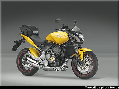 honda_hornet_600_cbf_2011_015.jpg