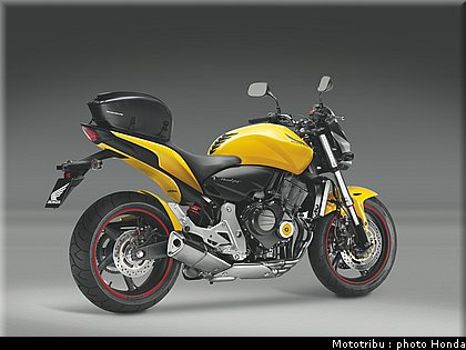 honda_hornet_600_cbf_2011_016.jpg