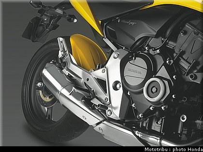 honda_hornet_600_cbf_2011_034.jpg