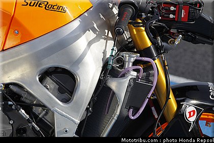 repsol_moto2_marquez_2011_010.jpg