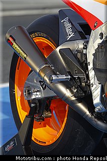 repsol_moto2_marquez_2011_013.jpg