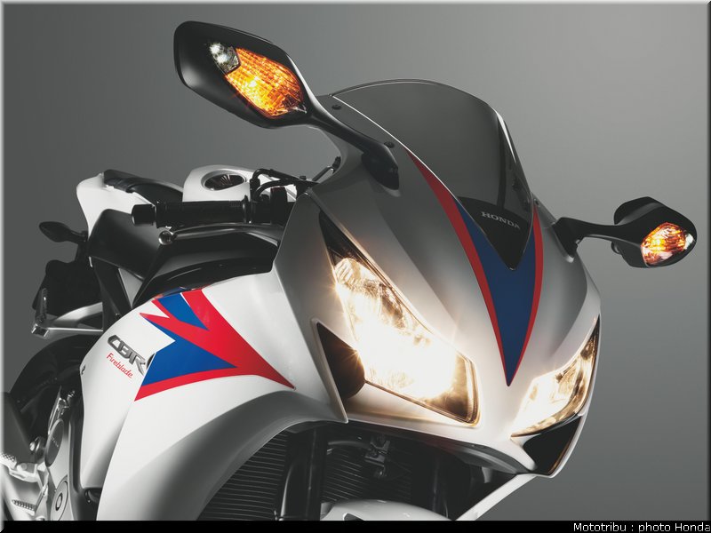 honda_1000_cbr_rr_2012_010