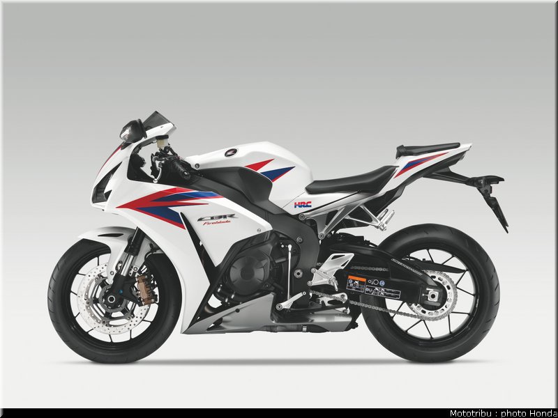 honda_1000_cbr_rr_2012_019