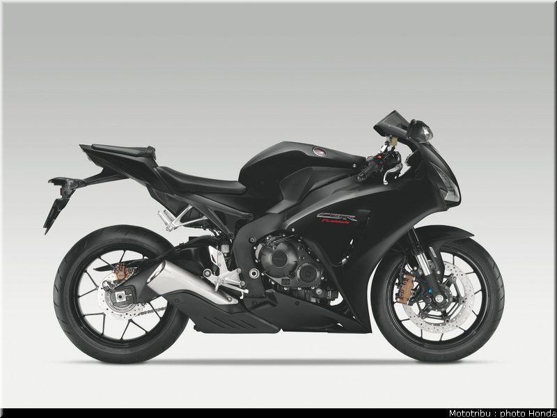 honda_1000_cbr_rr_2012_020
