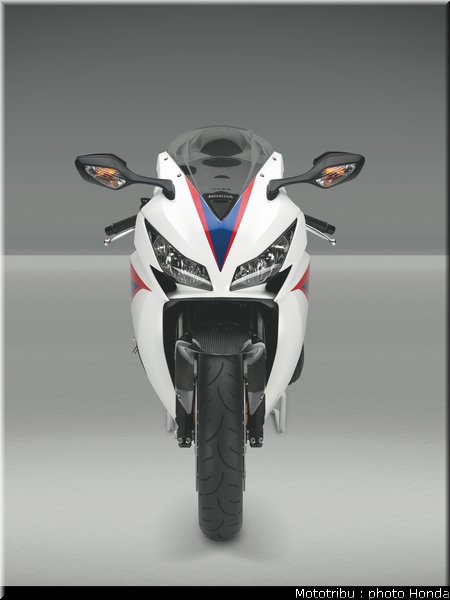 honda_1000_cbr_rr_2012_032