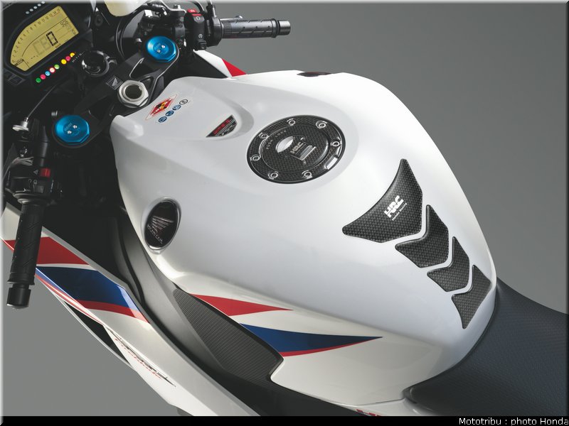 honda_1000_cbr_rr_2012_035