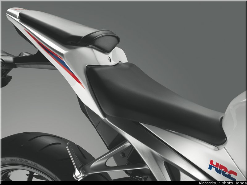 honda_1000_cbr_rr_2012_060