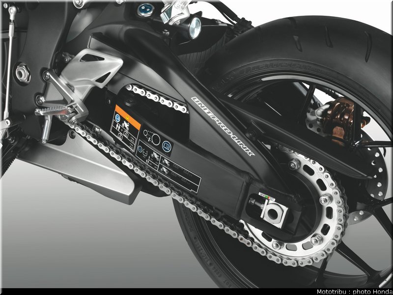 honda_1000_cbr_rr_2012_063