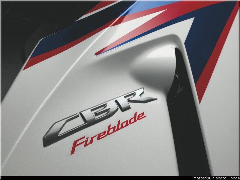 honda_1000_cbr_rr_2012_066
