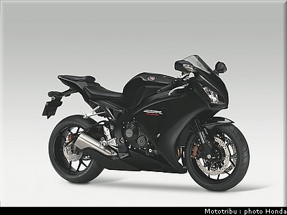honda_1000_cbr_rr_2012_028.jpg
