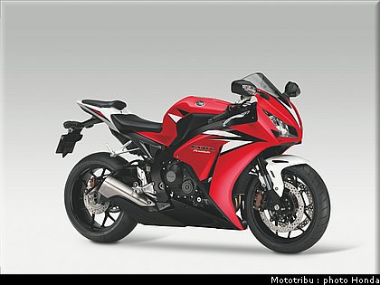 honda_1000_cbr_rr_2012_029.jpg