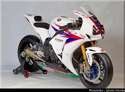 honda_cbr_1000_rr_wsbk_2012_005.jpg