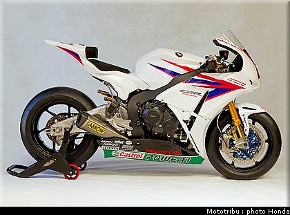 honda_cbr_1000_rr_wsbk_2012_008.jpg