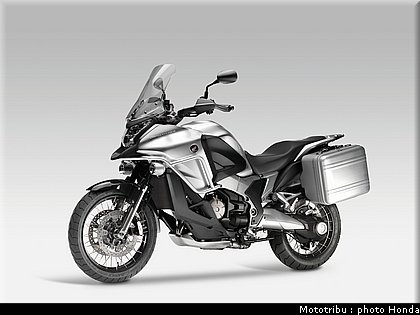 honda_concept_crosstourer_sv4x_2010_002.jpg