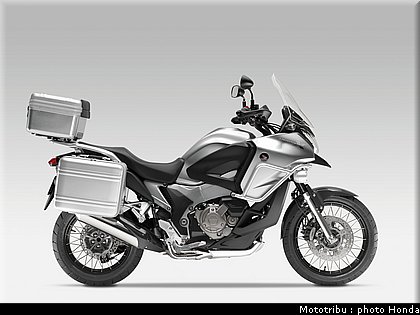 honda_concept_crosstourer_sv4x_2010_012.jpg