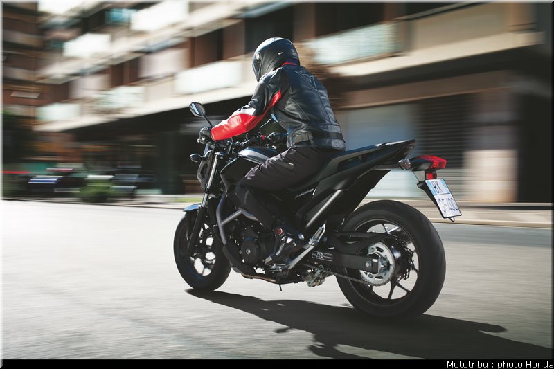 honda_2012_nc_700s_006