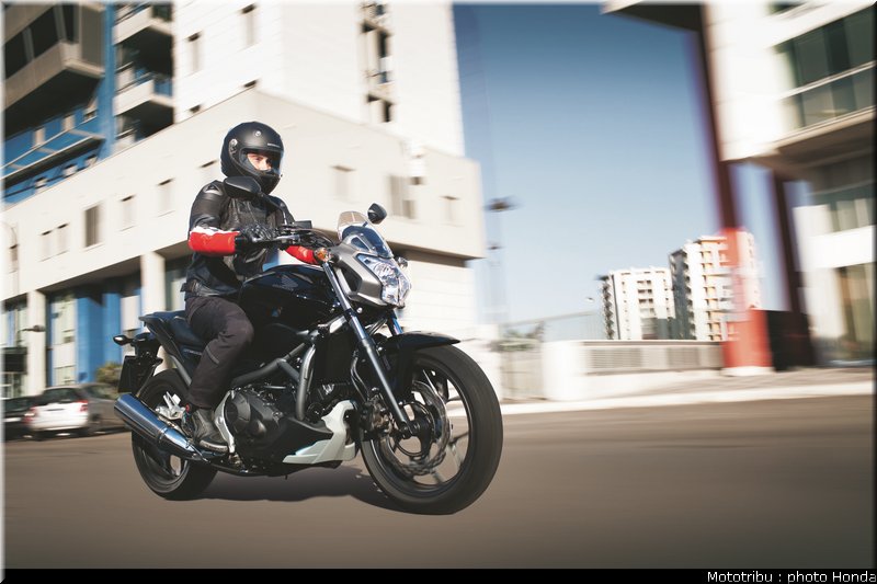 honda_2012_nc_700s_007