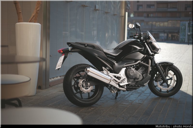 honda_2012_nc_700s_012