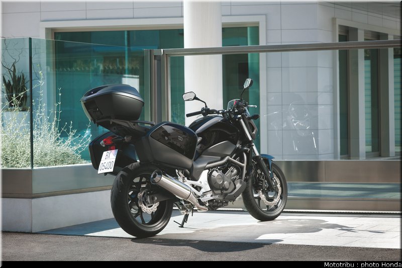 honda_2012_nc_700s_016