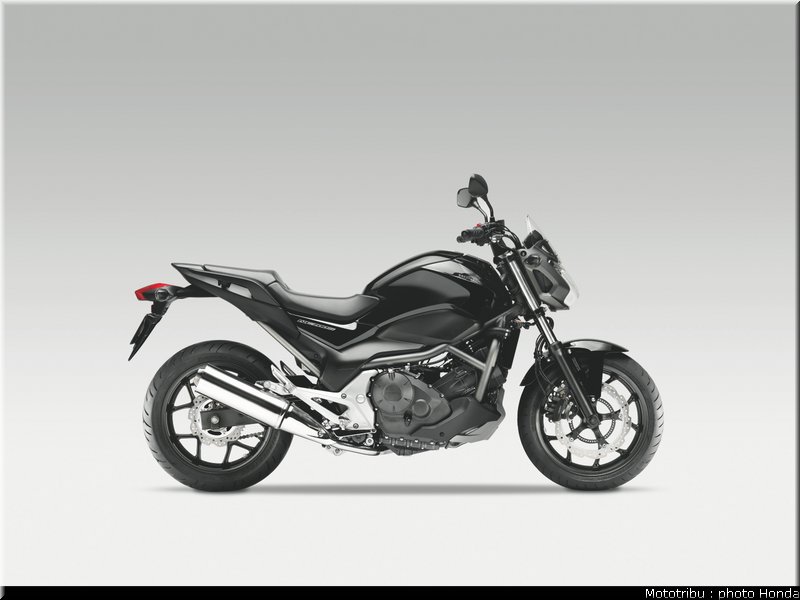 honda_2012_nc_700s_025