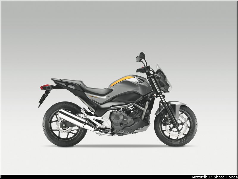 honda_2012_nc_700s_027