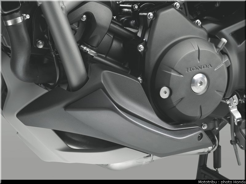 honda_2012_nc_700s_034