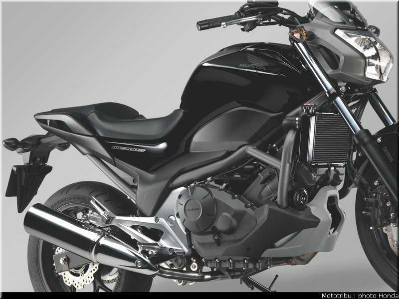 honda_2012_nc_700s_044