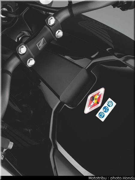 honda_2012_nc_700s_051
