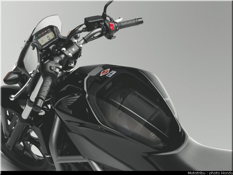 honda_2012_nc_700s_053