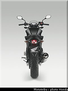 honda_2012_nc_700s_024.jpg