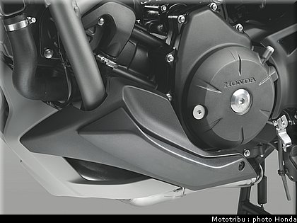 honda_2012_nc_700s_034.jpg