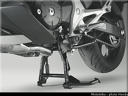honda_2012_nc_700s_035.jpg