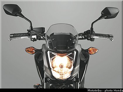 honda_2012_nc_700s_041.jpg