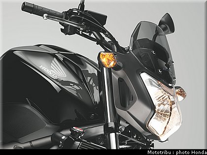 honda_2012_nc_700s_043.jpg