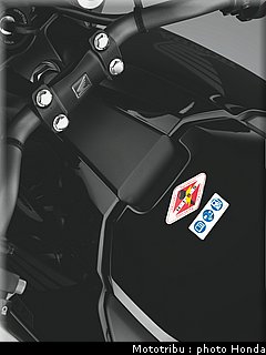 honda_2012_nc_700s_051.jpg