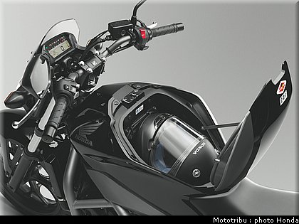 honda_2012_nc_700s_052.jpg