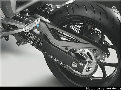 honda_2012_nc_700s_056.jpg