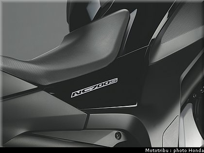 honda_2012_nc_700s_057.jpg
