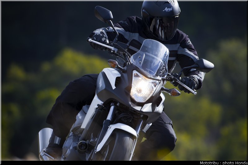 honda_2012_nc_700x_0003