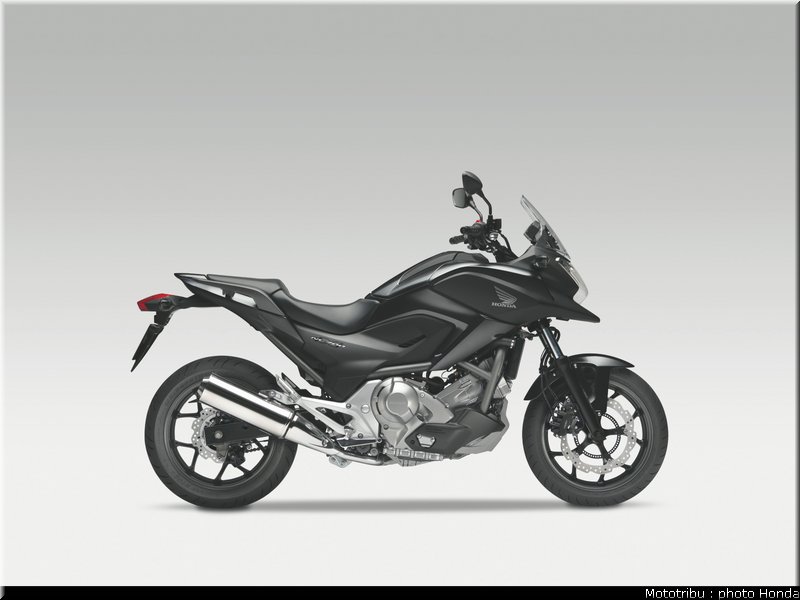 honda_2012_nc_700x_0032