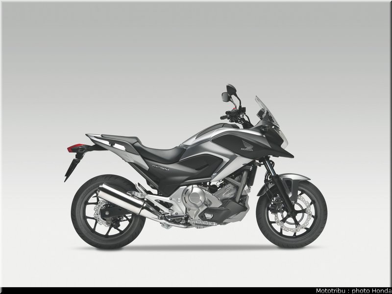 honda_2012_nc_700x_0034