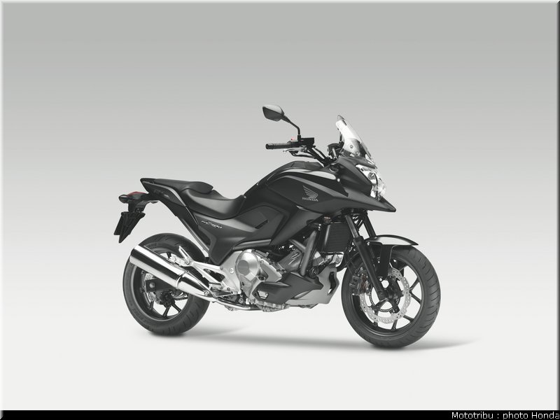 honda_2012_nc_700x_0037