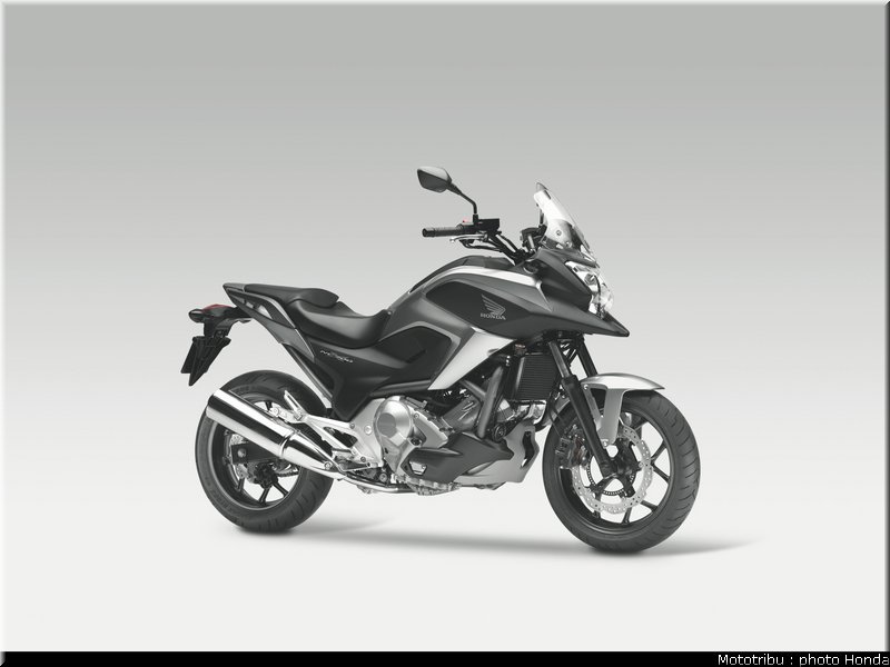honda_2012_nc_700x_0039