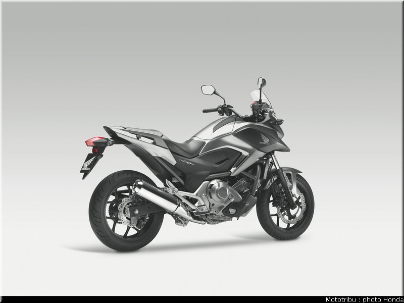 honda_2012_nc_700x_0041