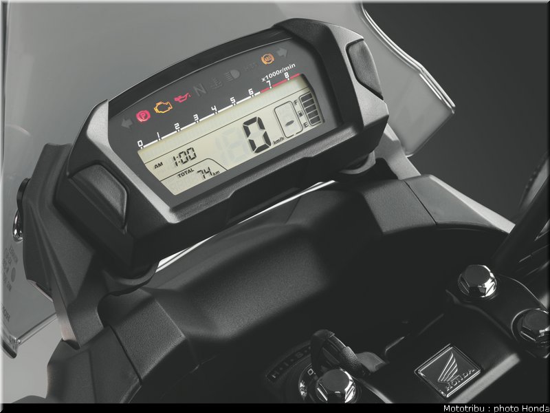 honda_2012_nc_700x_0057