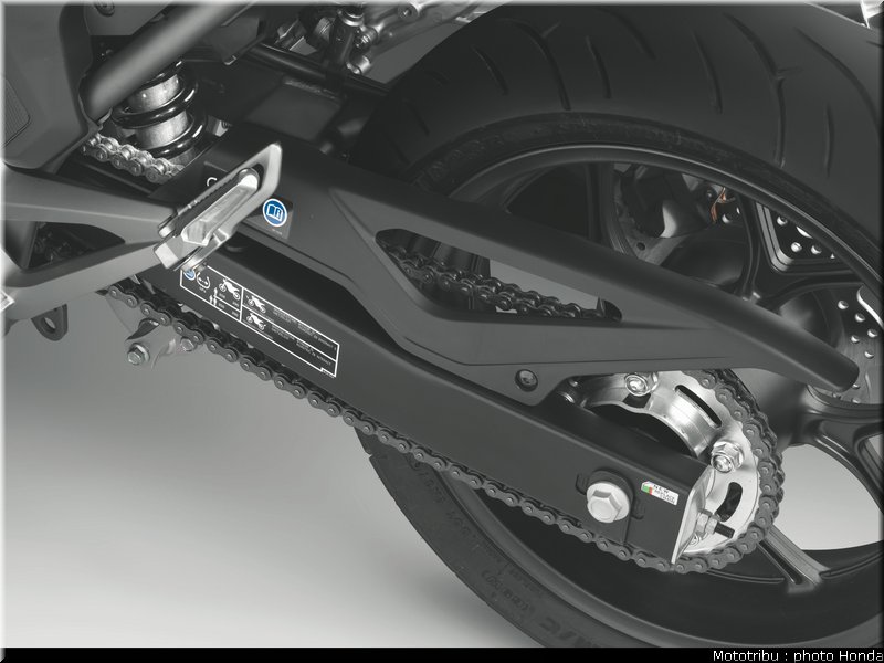 honda_2012_nc_700x_0058