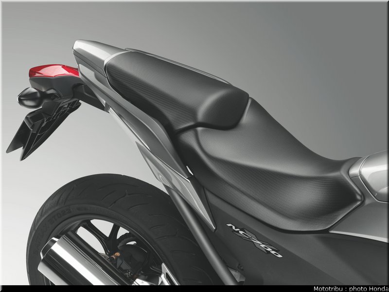 honda_2012_nc_700x_0059