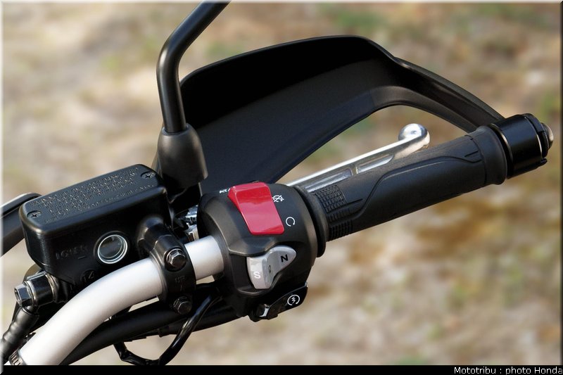 honda_2012_nc_700x_0063