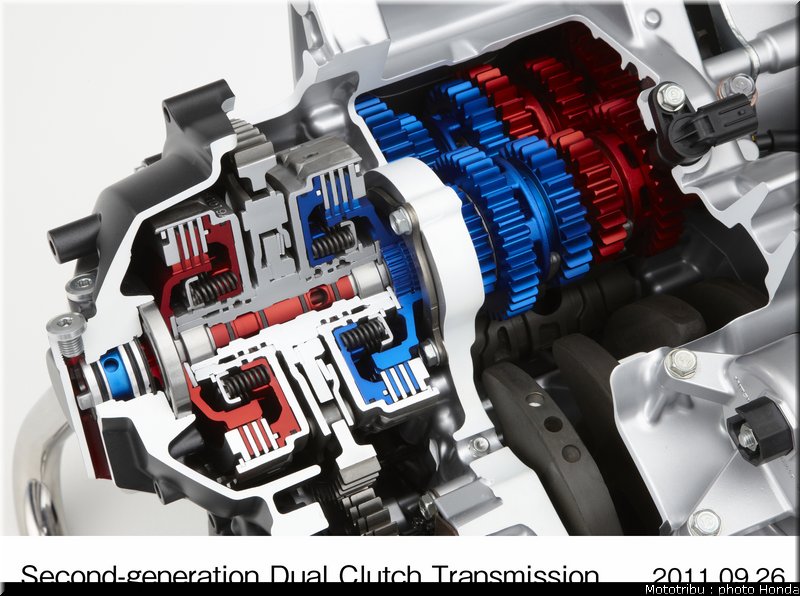 honda_2012_nc_700x_0072