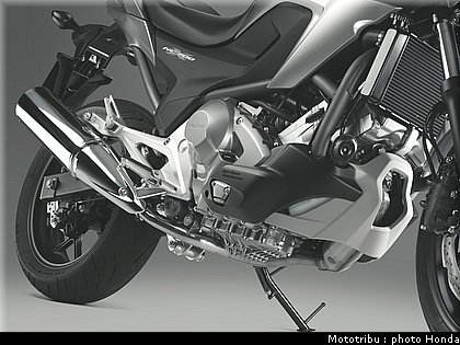 honda_2012_nc_700x_0051.jpg